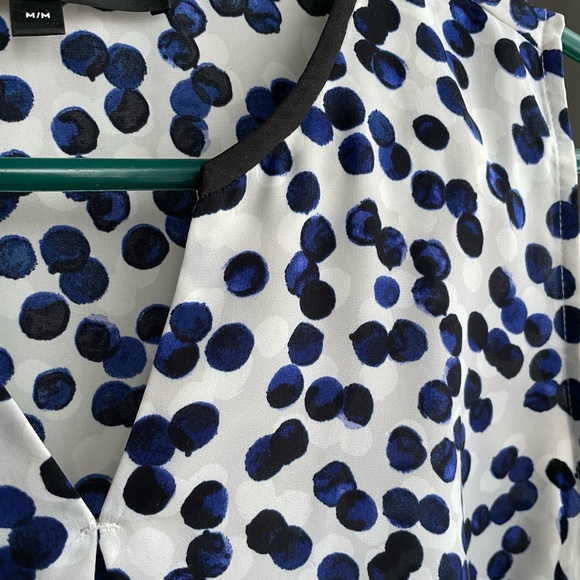 Polka dot key hole blouse - Picture 4 of 5